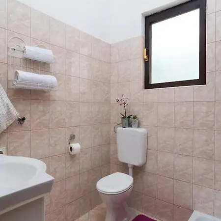 Apartments Divna - With Terrace * Stanici